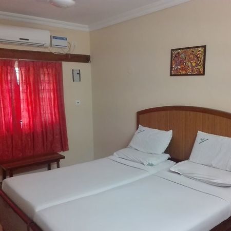 Hotel Ktdc Nandanam Guruvayoor Guruvāyūr Esterno foto